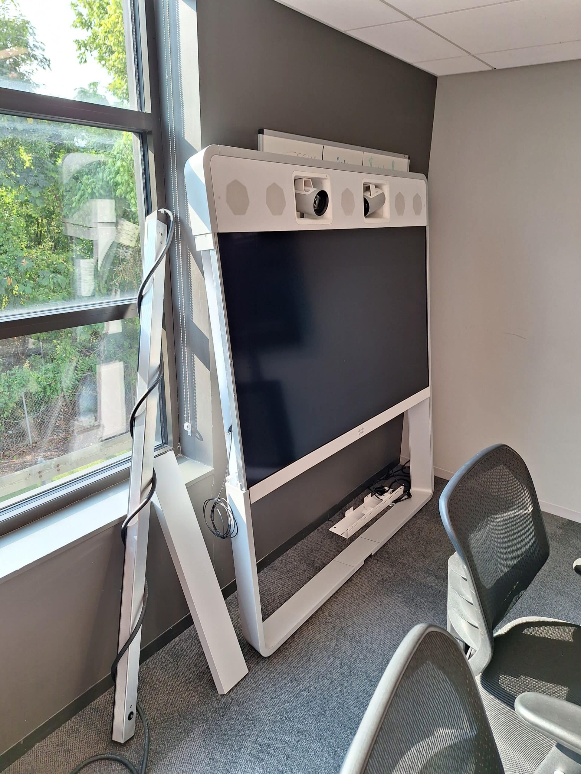 Eco-Friendly Electronics Disposal: Atlanta Computer Recycling & Hard Drive Shredding Eco-Friendly Electronics Disposal: Atlanta Computer Recycling & Hard Drive Shredding