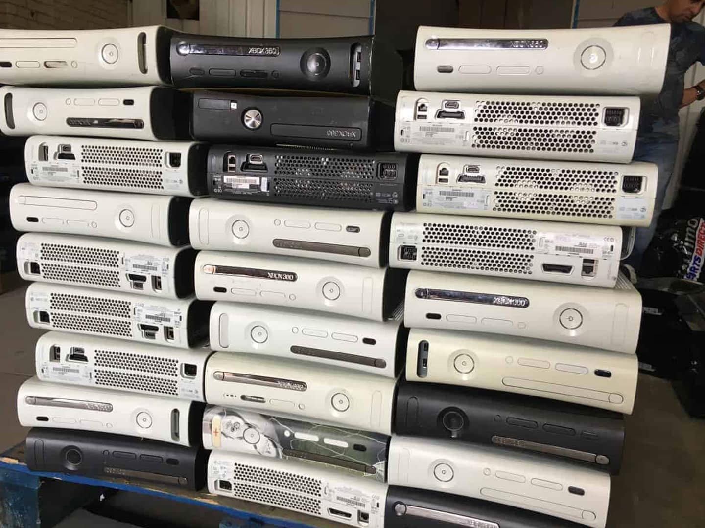 Free Microsoft xbox Sony Playstation Nintendo Video Game Console Recycling & Disposal
